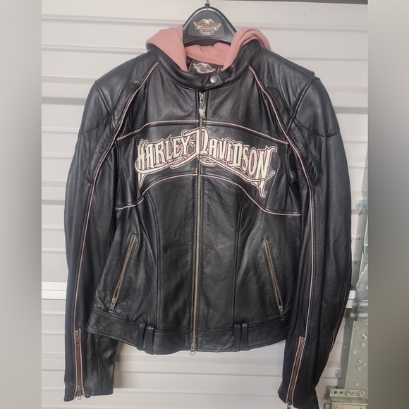 Women’s Harley Davidson Leather jacket - Picture 1 of 3